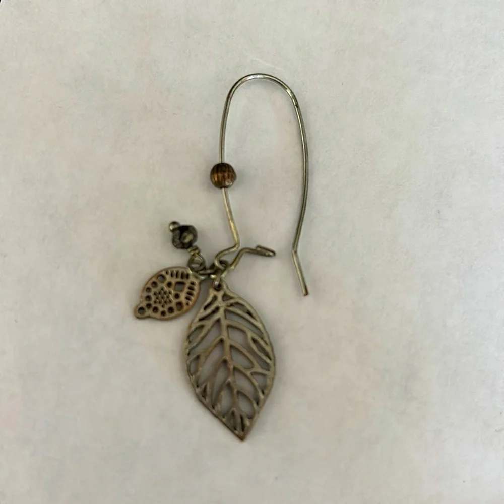Leaf and bead dangle earrings for pierced ears